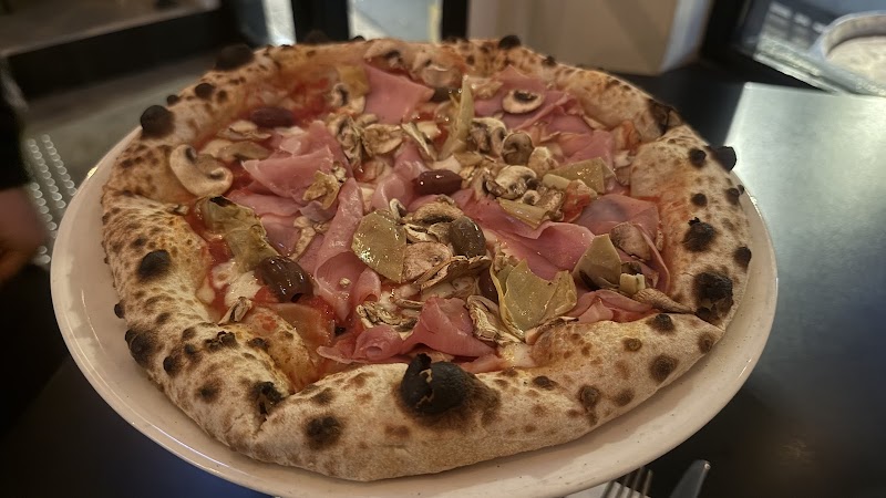 Aperitivo Pizza and Pasta - Italian Restaurant Leichhardt, Sydney photo 7