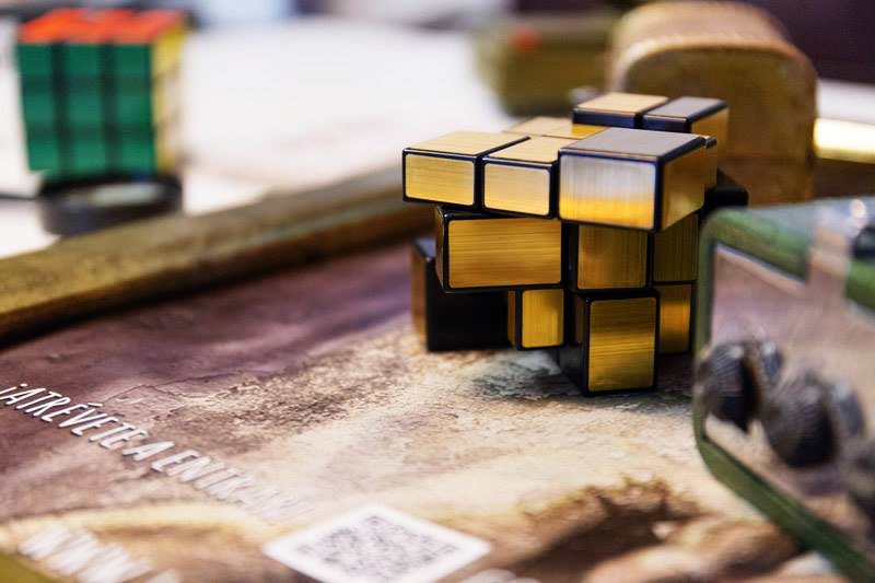 Exit / Exit - Trapped In The Museum