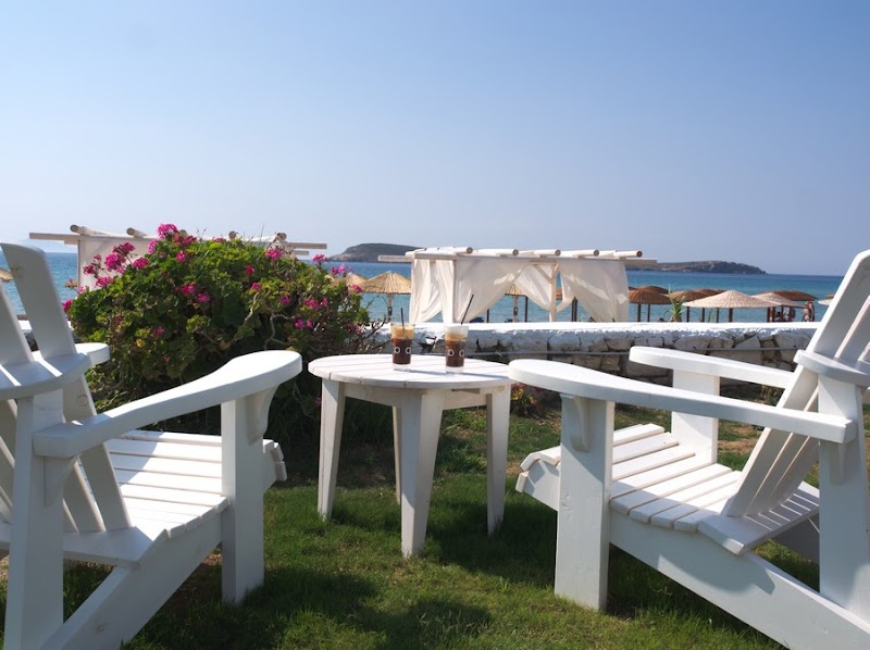 Sal Y Mar Beach Lounge