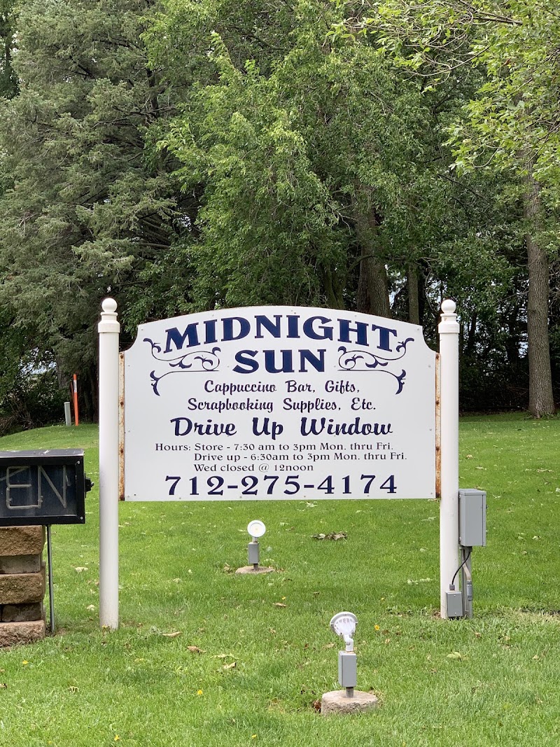 Midnight Sun photo 1