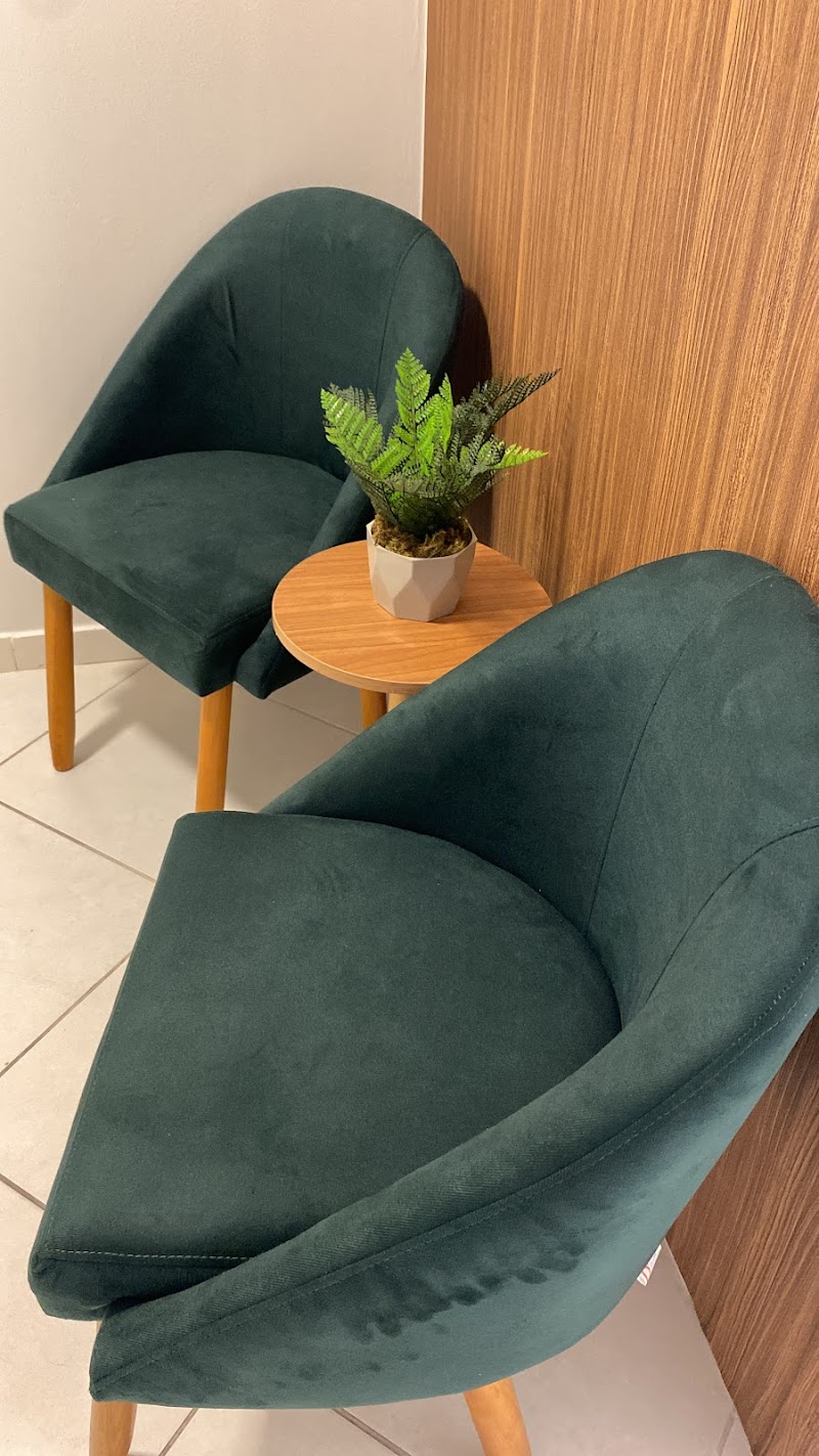 Dra Ana Julia Araújo DENTISTA- Ortodontia e Harmonização Facial - foto 3