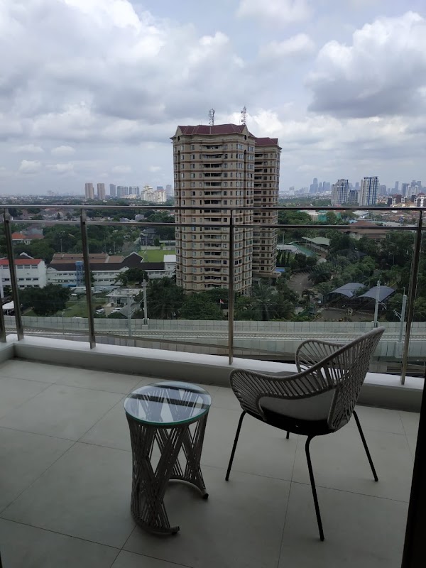 BRANZ SIMATUPANG Apartment