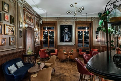 The Ritz-Carlton, Hotel de la Paix, Geneva, dog-friendly hotel, photo 5