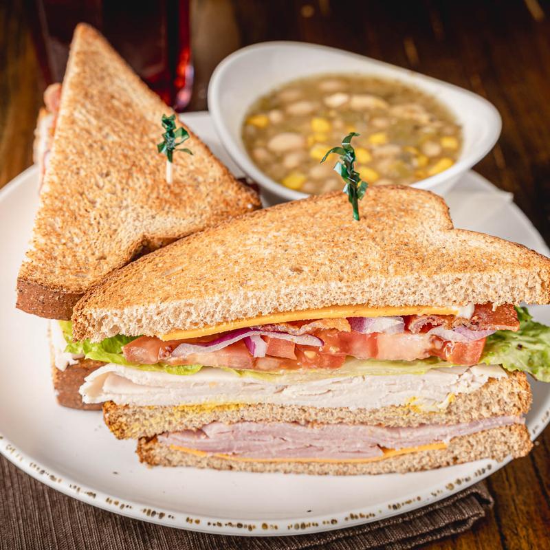 Red Oak Cafe-Alvin photo 2