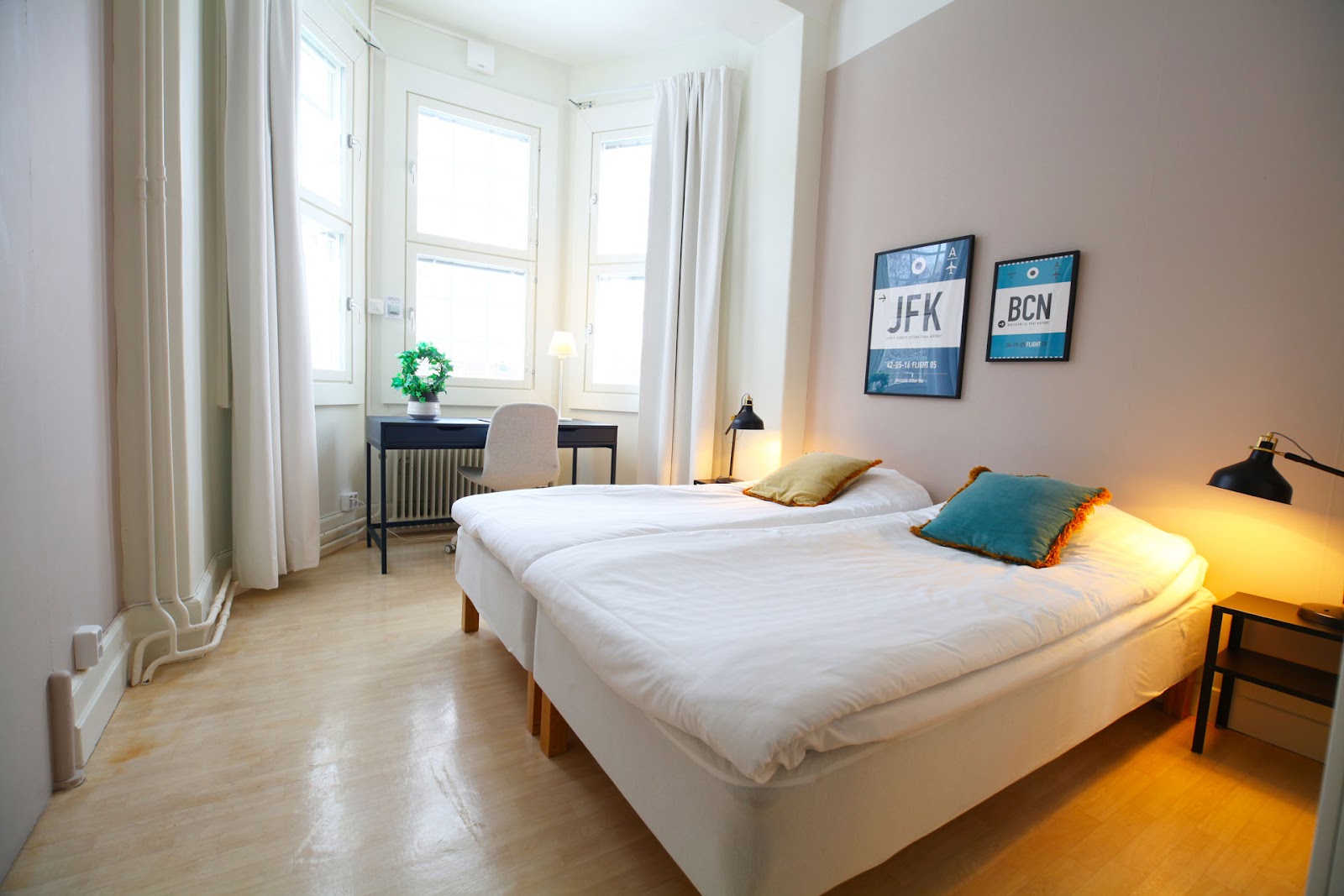 Stationshuset bed and breakfast i Ed