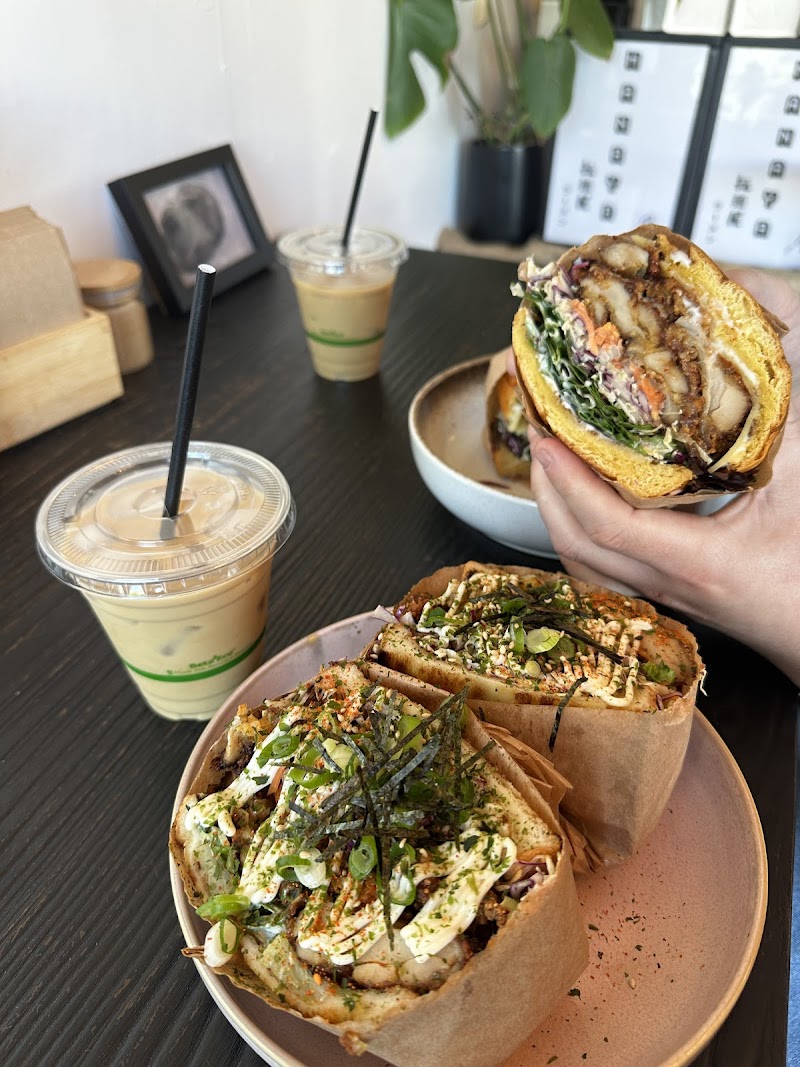 Hanaya Fusion Cafe photo 9