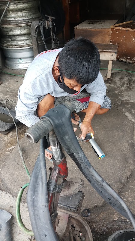 Noel Vulcanizing Shop