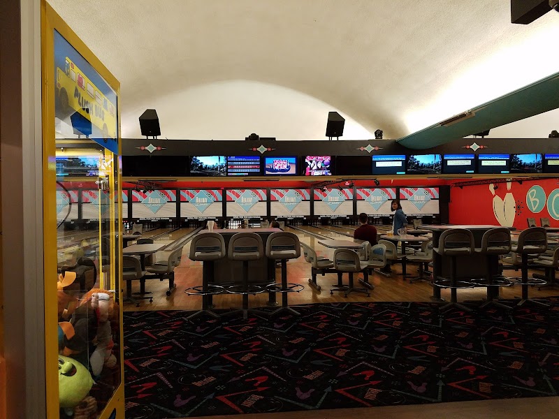 Holiday Lanes photo 4