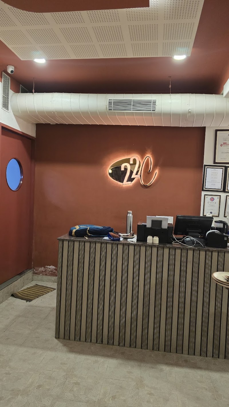 22 Constanzaa photo 5