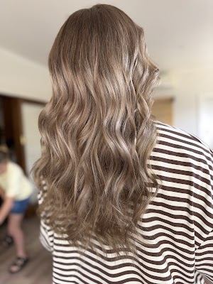 Zarlah Hair Design photo 2