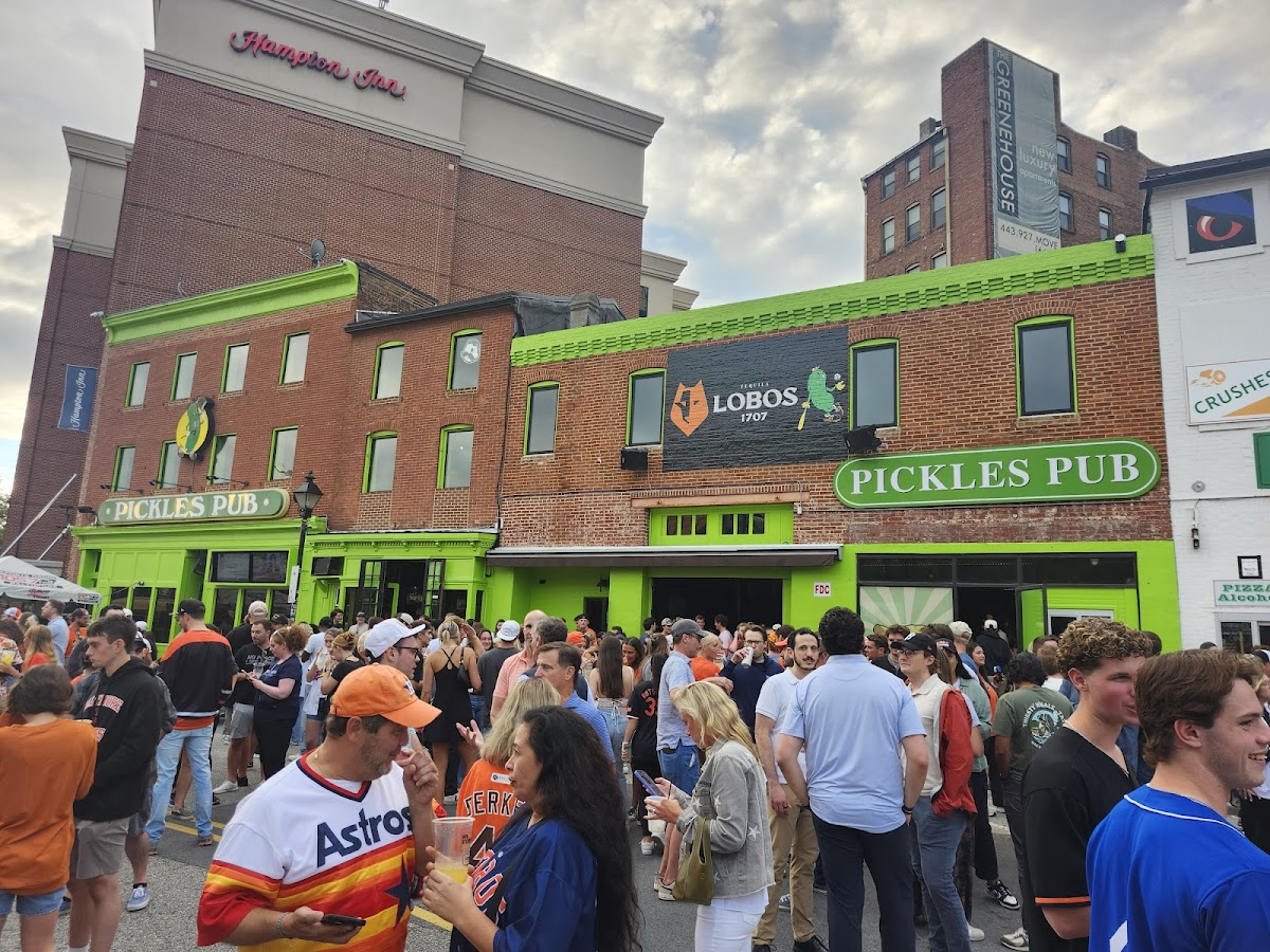 Pickles Pub photo 4