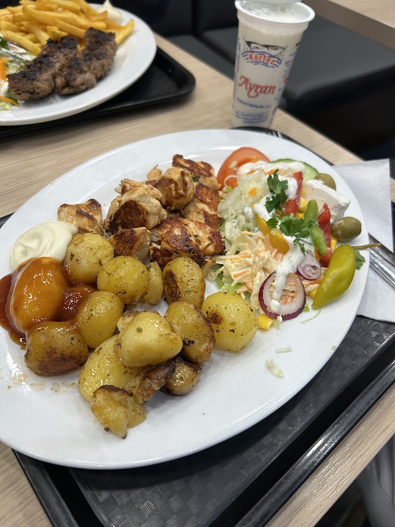 Safari Grill Haus photo 3