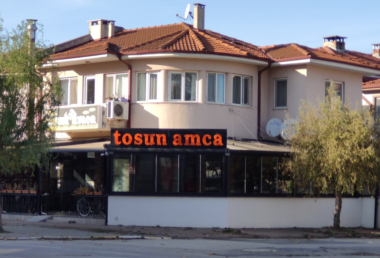 Tosun Amca Izgara mekanı