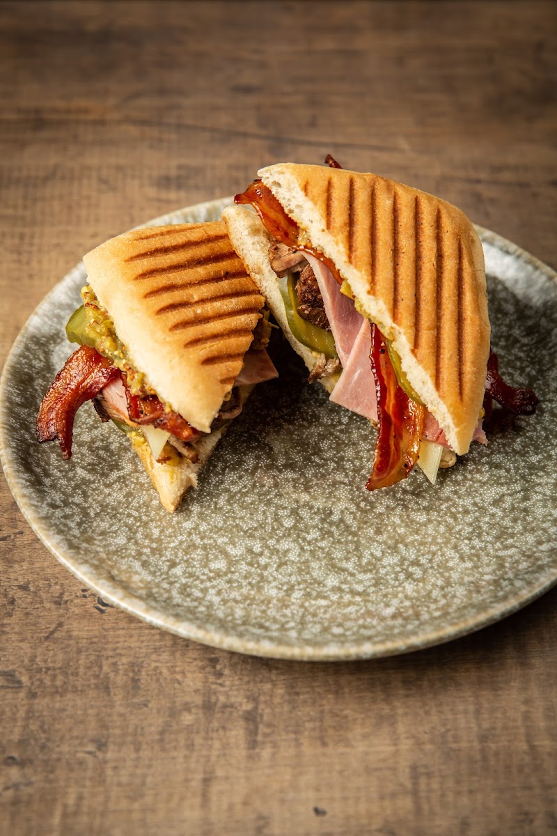 Saracen Express photo 2