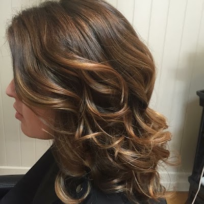 The 411 Hair and Beauty photo 2