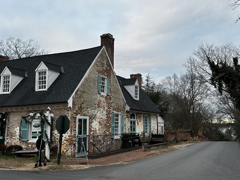 Mobjack Bay Coffee Roasters and Petite Cafe photo 4