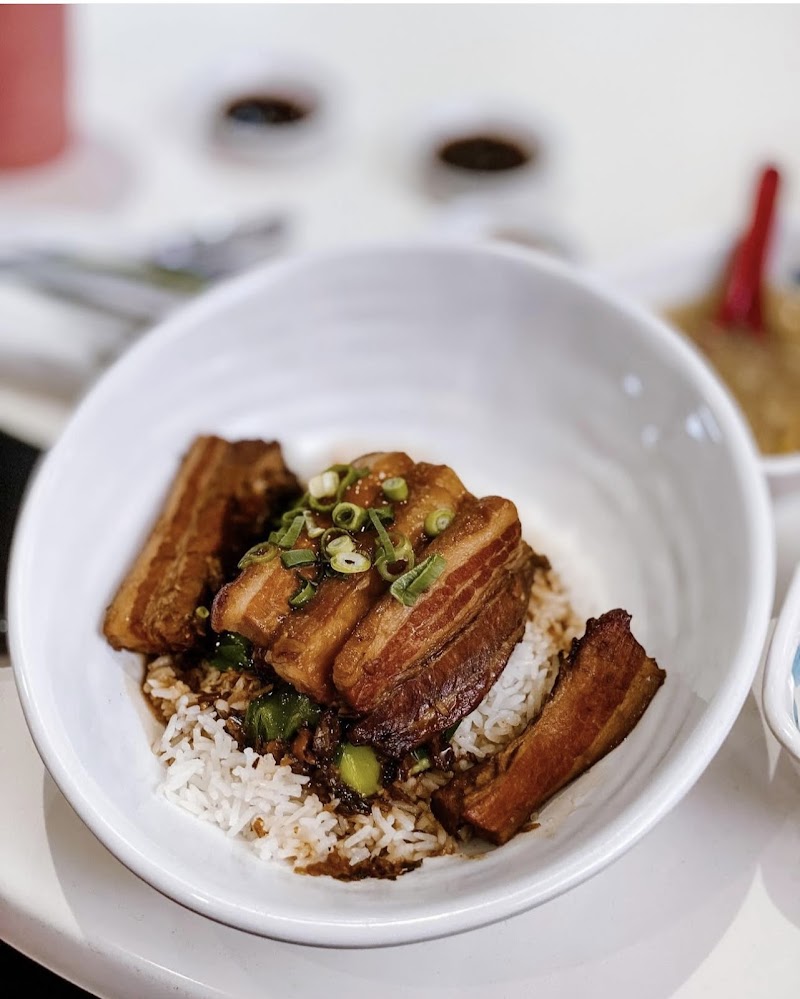 Roast & Noodles 328 photo 8