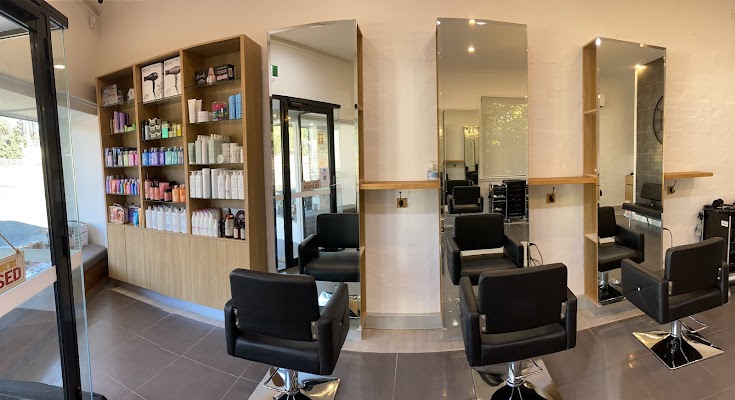 Mario's Hair Studio photo 3