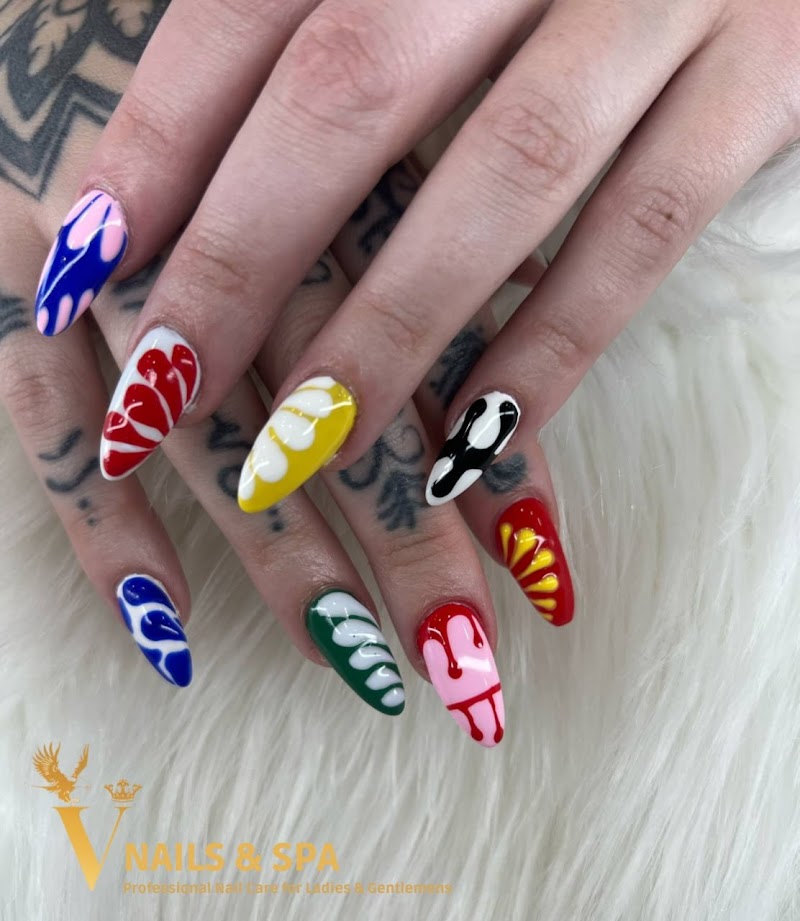 V Nails & Spa