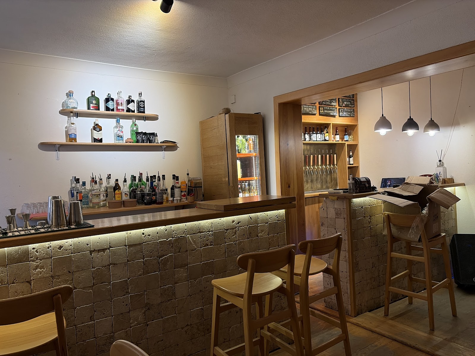 Trokya Craft Beer Taproom mekanı
