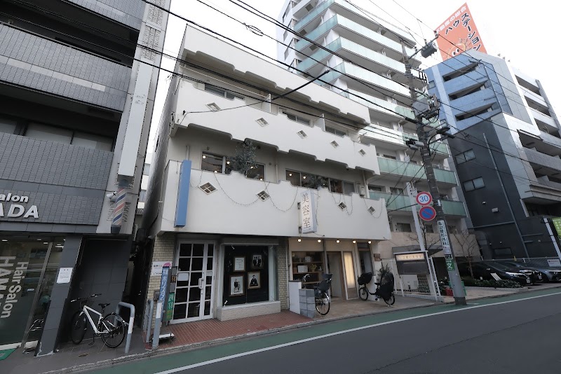 Oizumigakuen House - by HAKUSPE