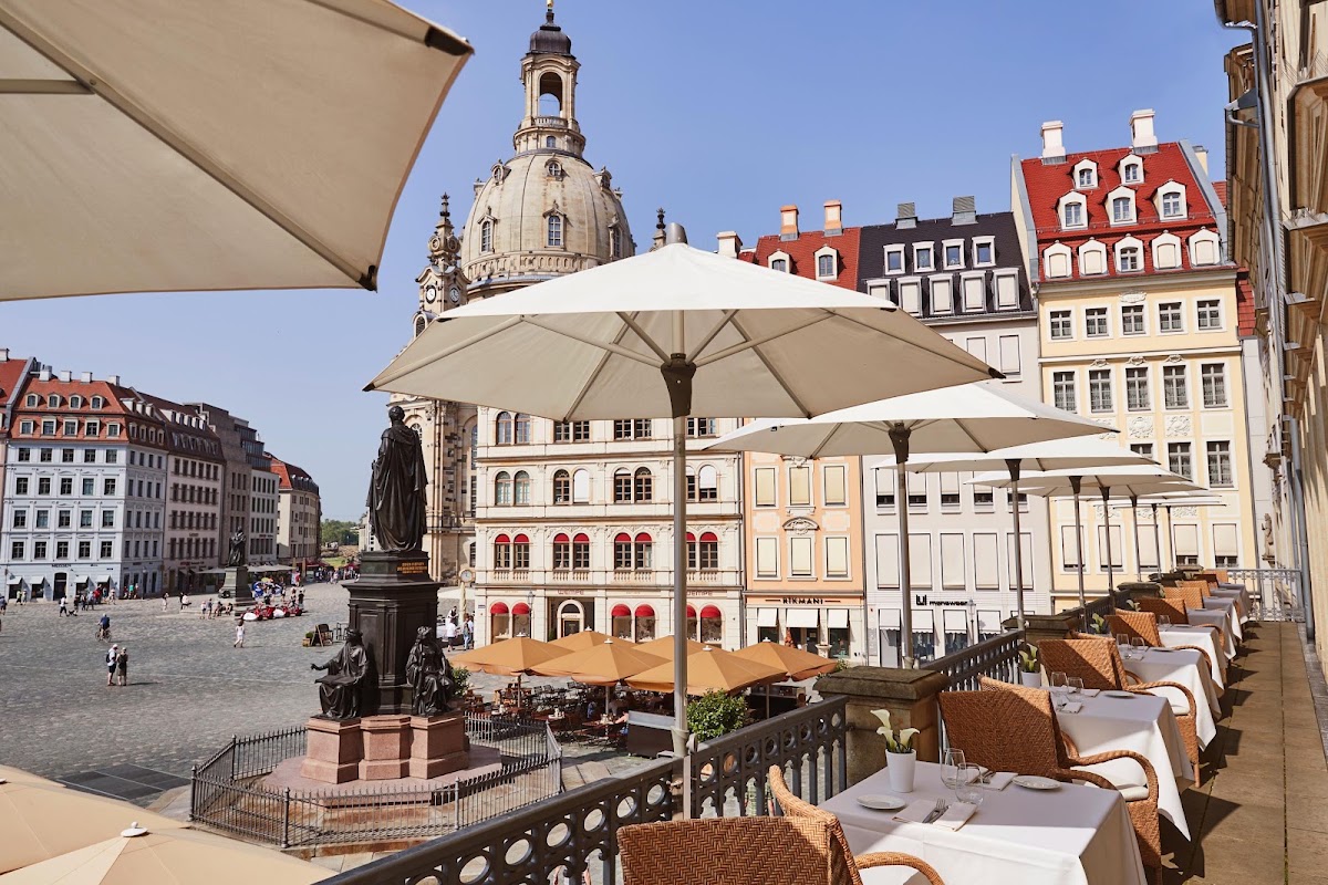 Steigenberger Hotel de Saxe, dog-friendly hotel in Dresden