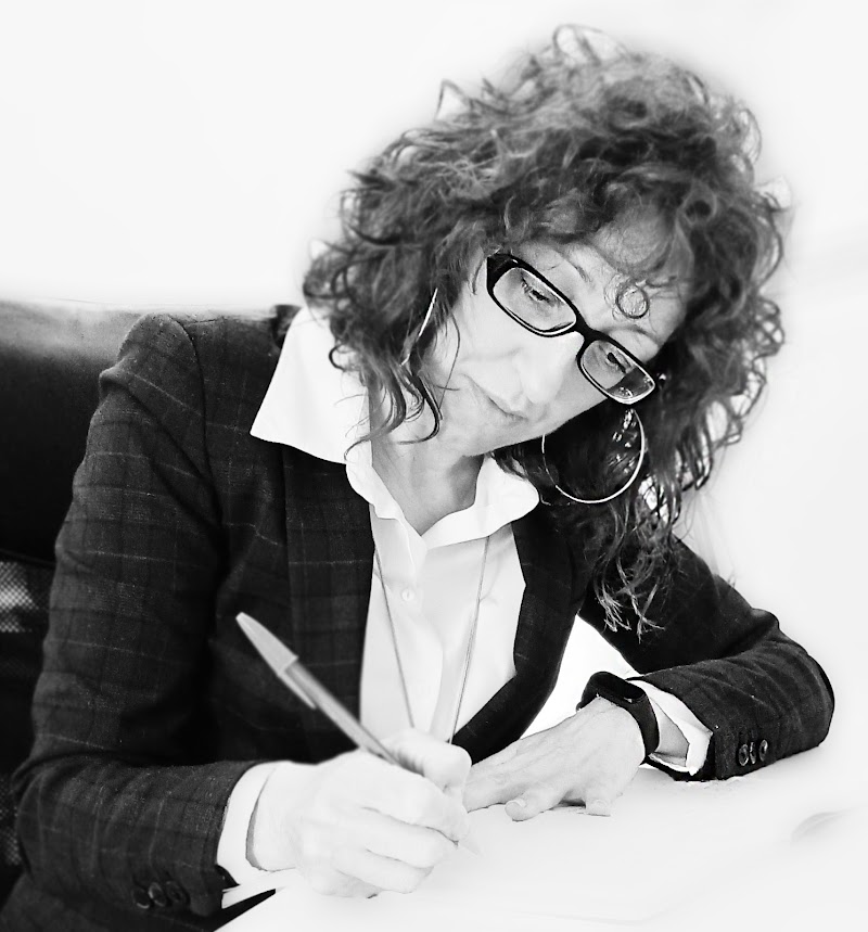 Inmobiliaria en Vilagarcía de Arousa – Representante Inmobiliaria Venta Viviendas y Herencias photo 1