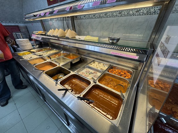 Restoran Sri Kumuthavalli - Photo 1