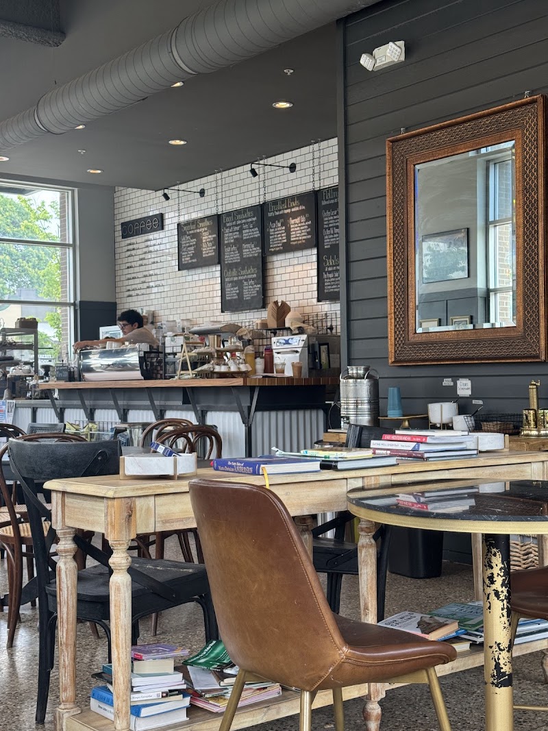 Midnight Express Cafe photo 4