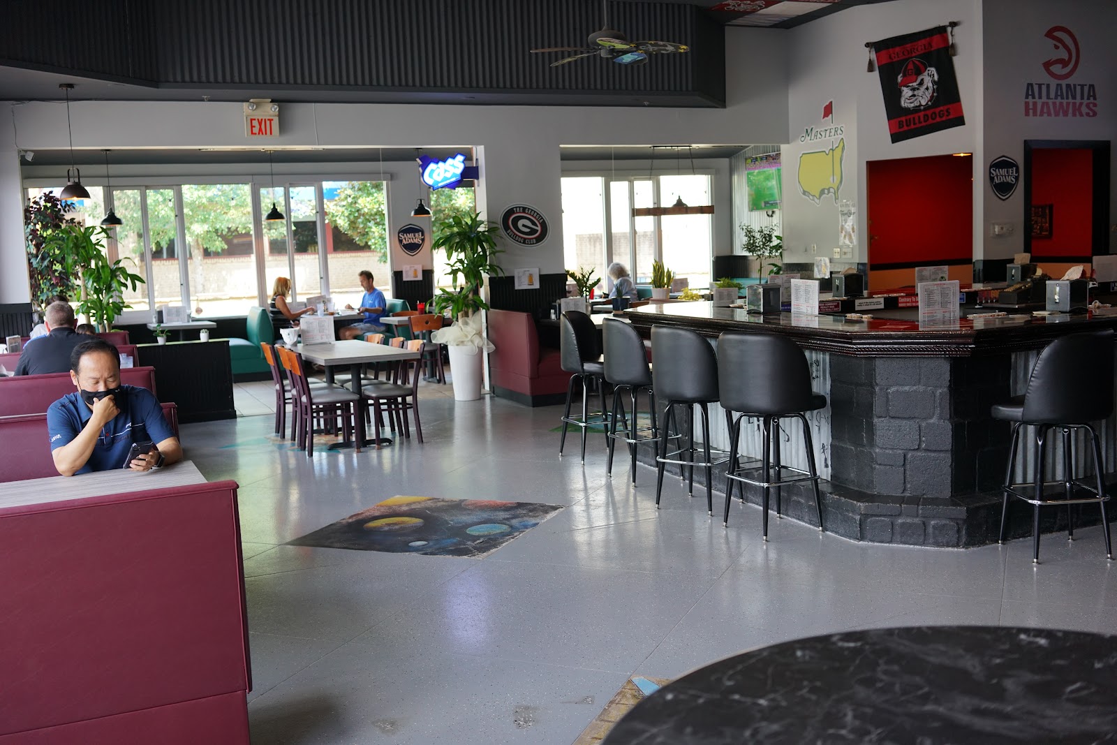 Cafe Hot Wing 7