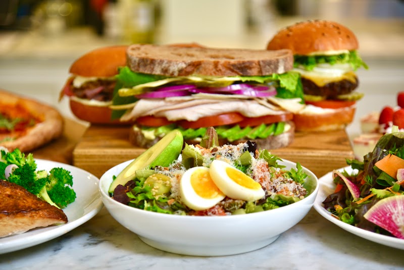 Sellands Neighborhood Cafe & Bar East Sac photo 2