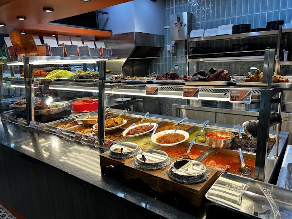 Q Bistro Publika - Photo 1