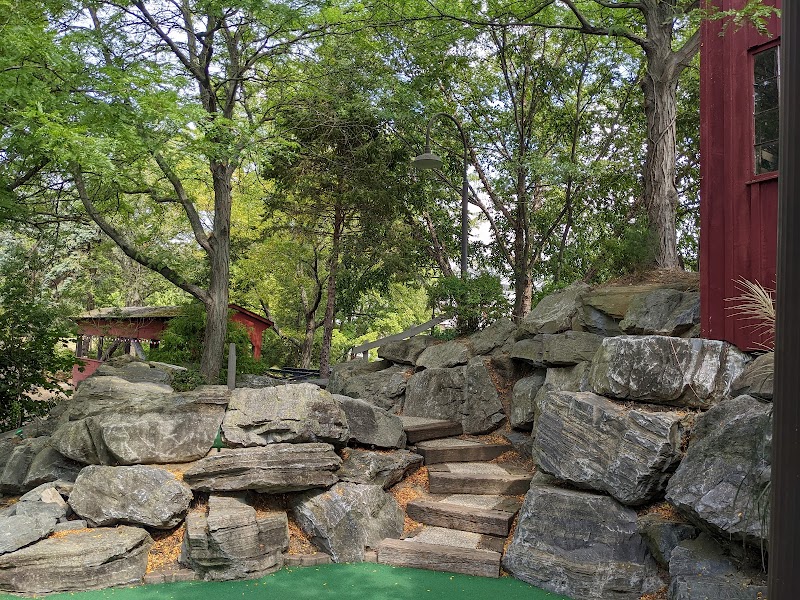 Boulders Miniature Golf banner