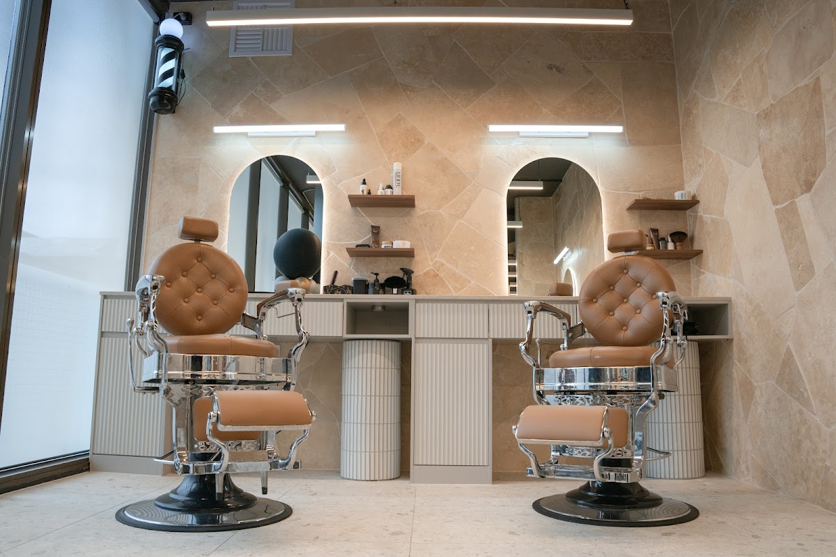 Evolution Barber Shop photo 1