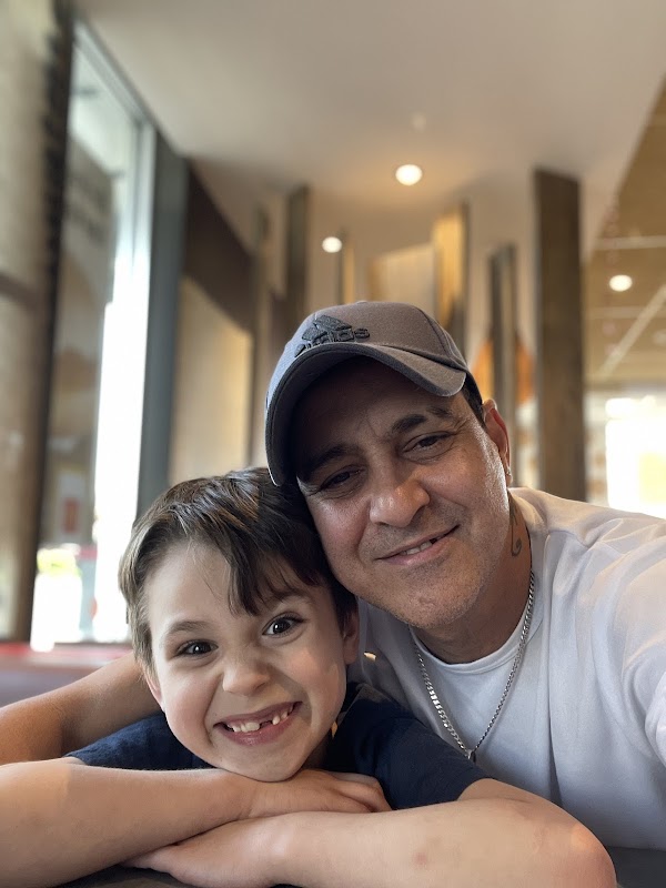 Photo by Alex Robles