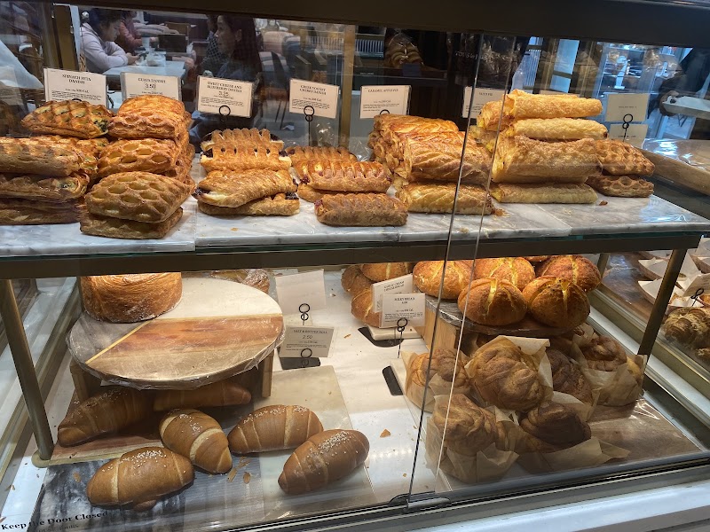 Tous les Jours Bakery & Cafe photo 4