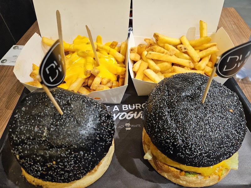 Black & White Burger Anspach photo 3