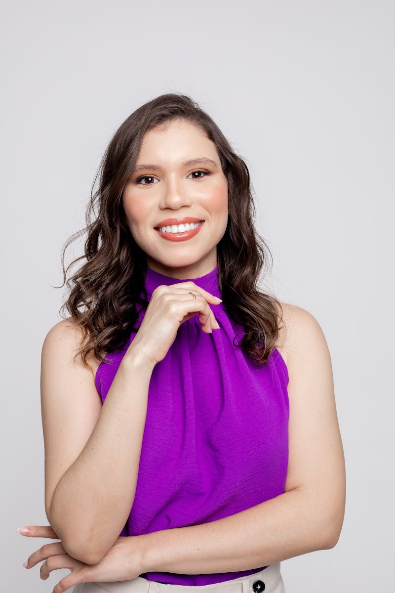 Dra. Ana Lira Endodontia (Tratamento de Canal)