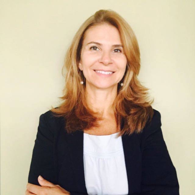 Dra. Bartira Volschan - Odontopediatra