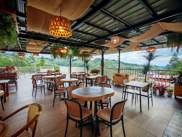 Puncak Kopisanangan - Photo 1