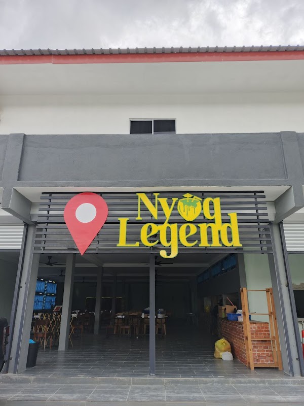 Warung Nyoq Legend