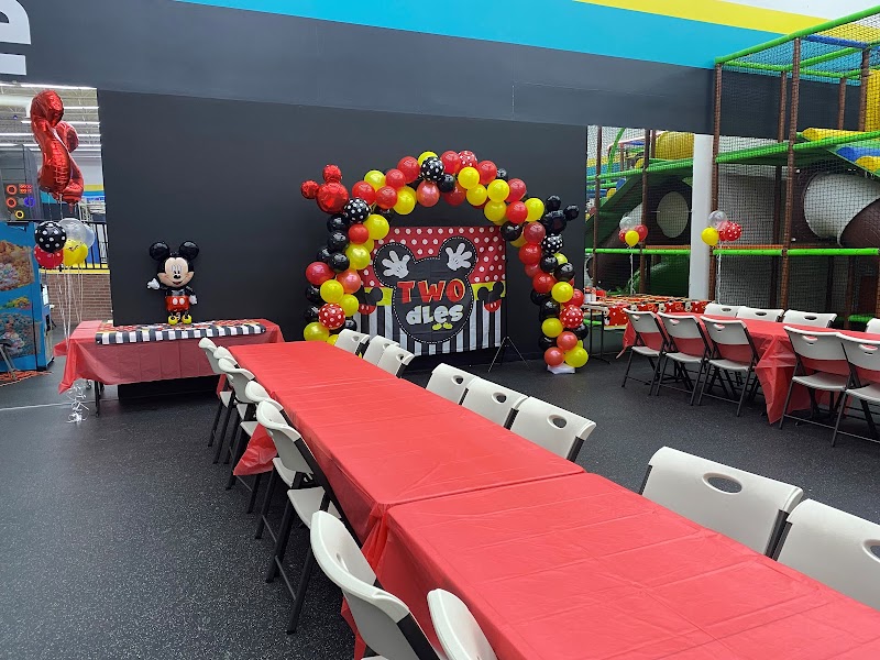 iRise Trampoline & Fun Park photo 8