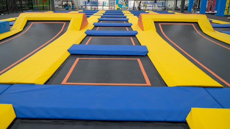 iRise Trampoline & Fun Park — Amusement Center in Houston