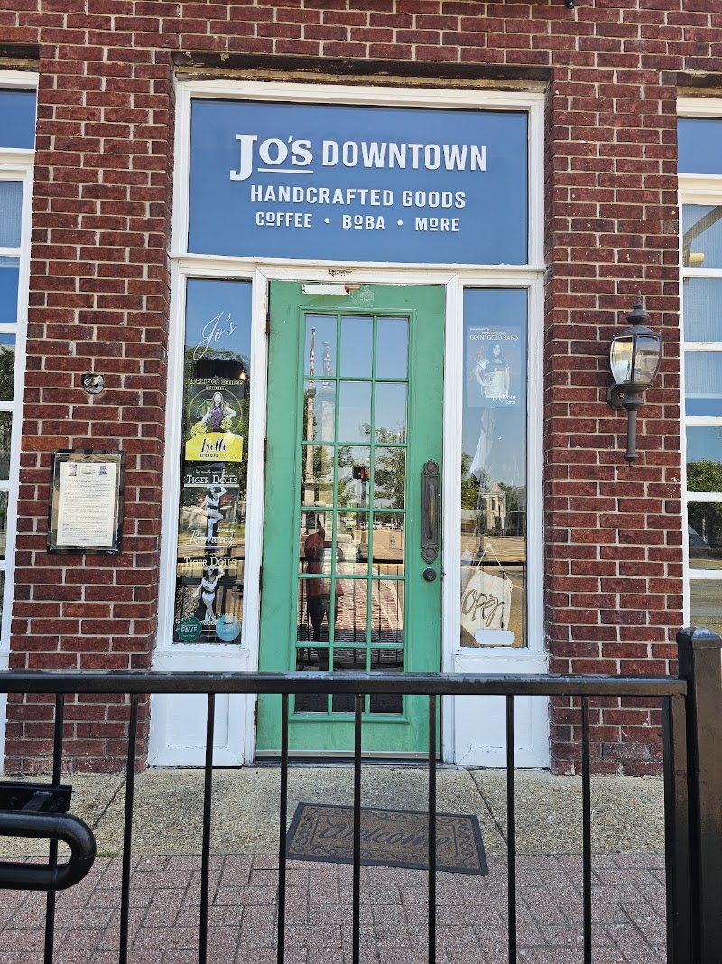 Jo's Downtown photo 4