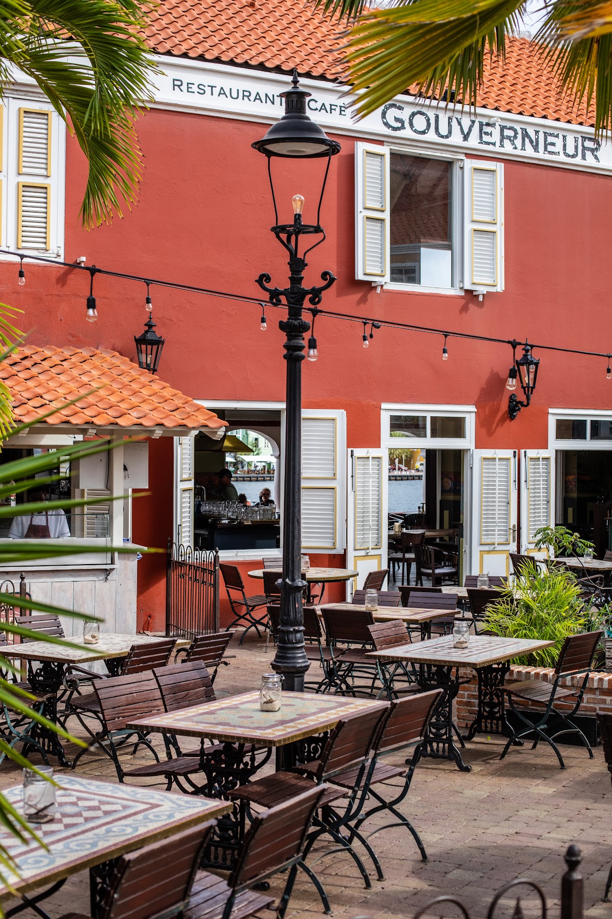 Grand Café 'Gouverneur De Rouville' in curacao