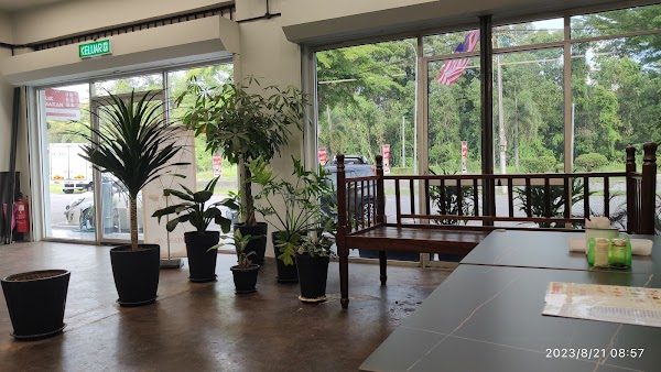 Restoran Dia, Kamu & Saya ( Seri Manjung, Perak ) - Photo 1