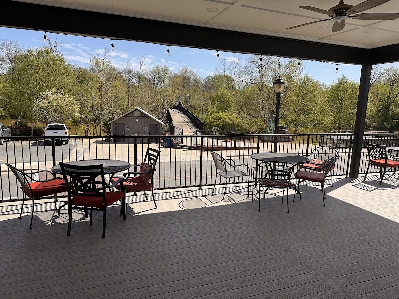 Floyd & Blackie's photo 1