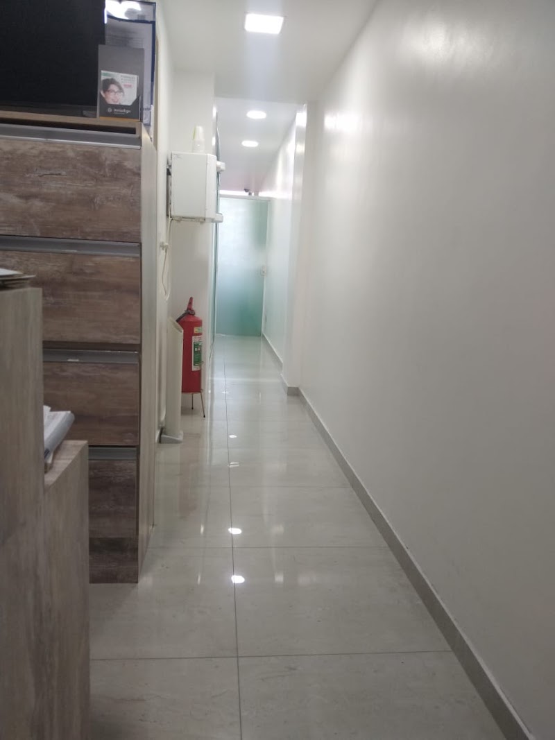 Sorriso e Arte ( Dra. Cristiane Ranquine )