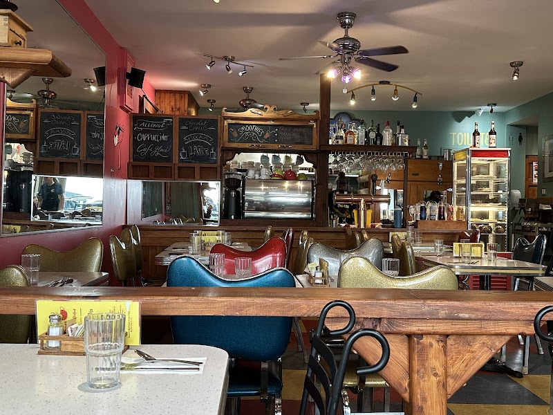 Café Chez-Nous photo 4