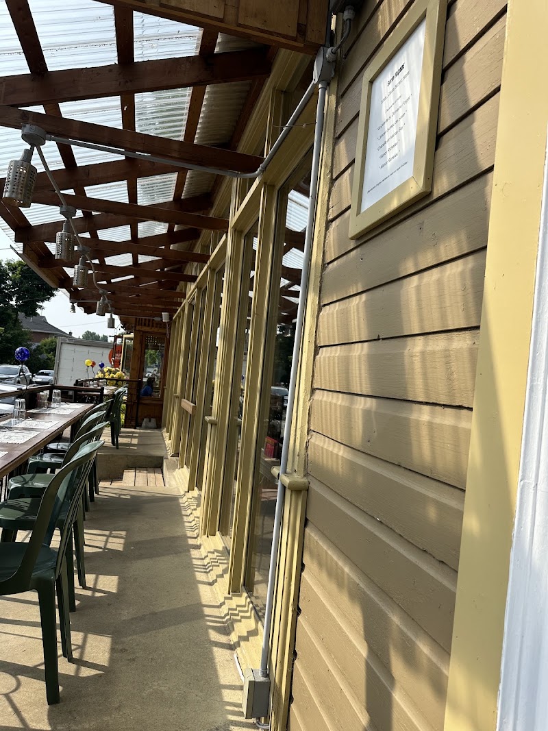 Café Chez-Nous photo 2